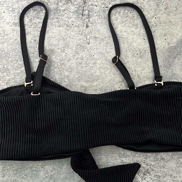 Frankie's Bikinis Enzo Bikini Top NEW - Picture 4 of 5